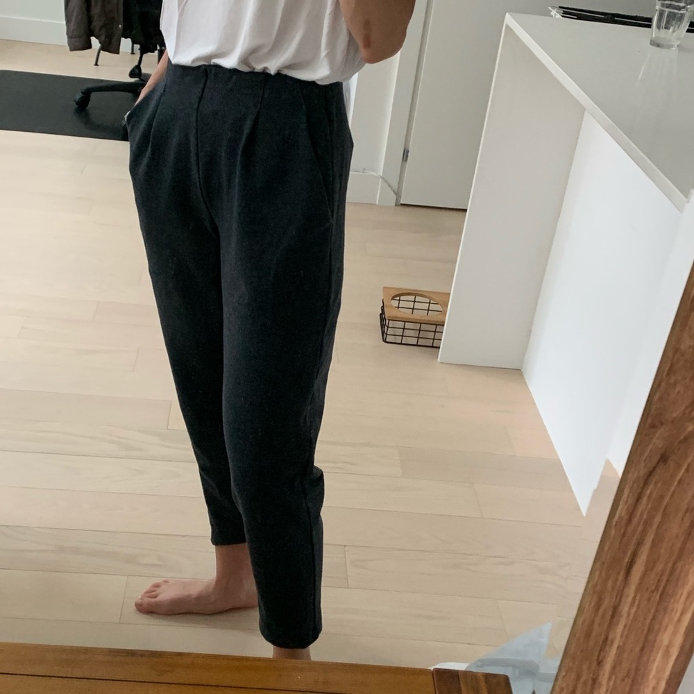 Odeyalo joggers